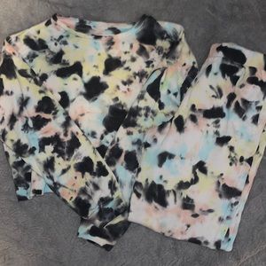 COLORFUL TIE-DYE JOGGER SET!!